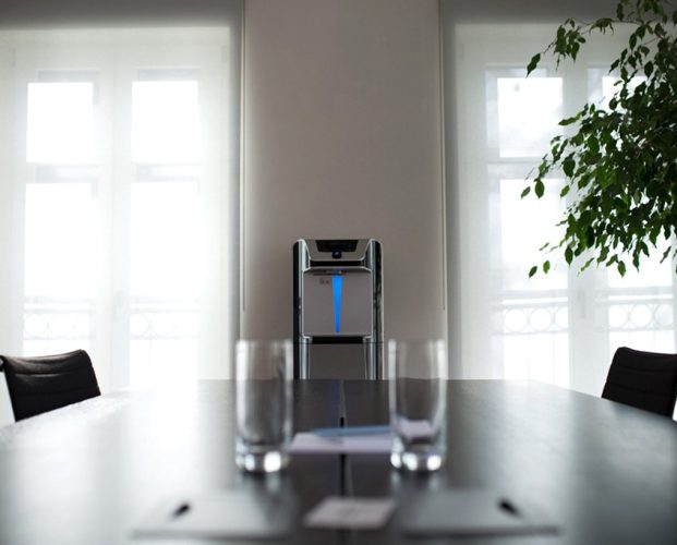 waterlogic-water-dispenser-in-a-boardroom
